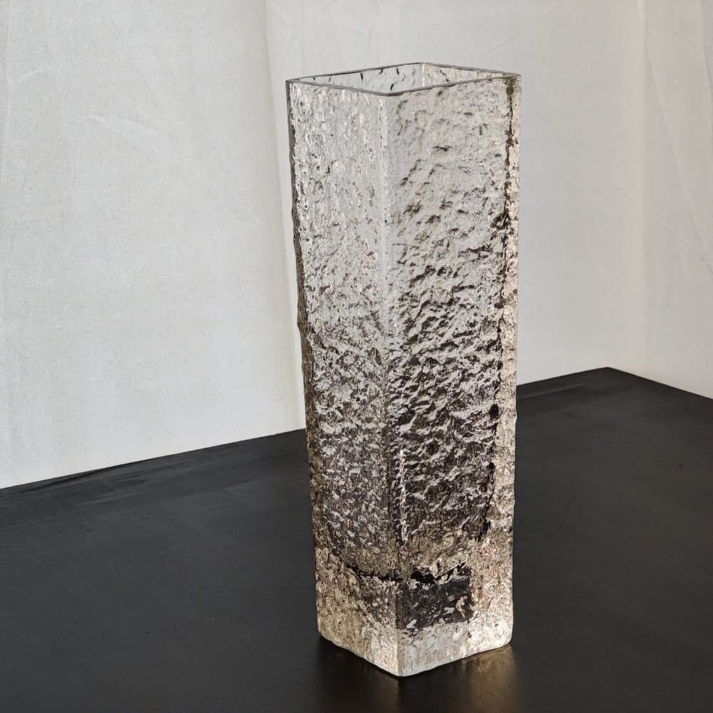 Vintage 🇫🇮  Iittala | " Linearia " square, textured vase
